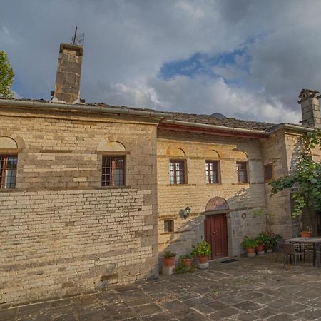 Astraka Guesthouse I Papigko Exteriér fotografie