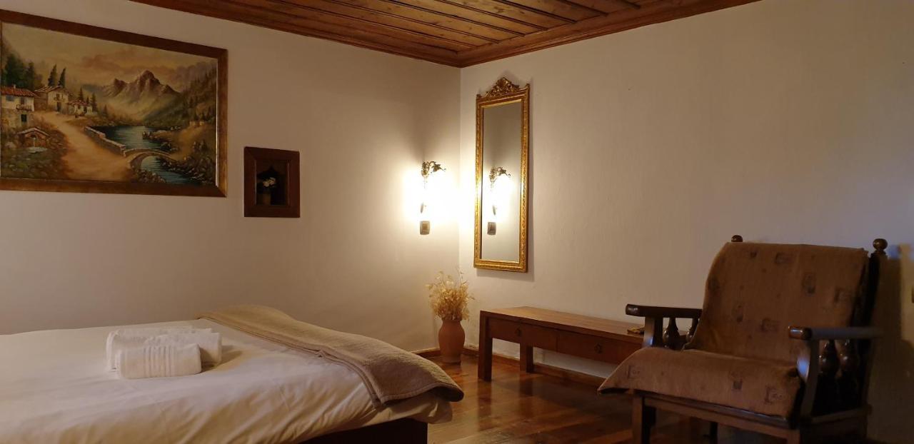 Astraka Guesthouse I Papigko Exteriér fotografie