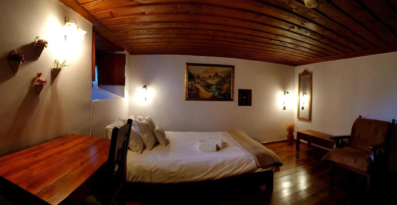 Astraka Guesthouse I Papigko Exteriér fotografie