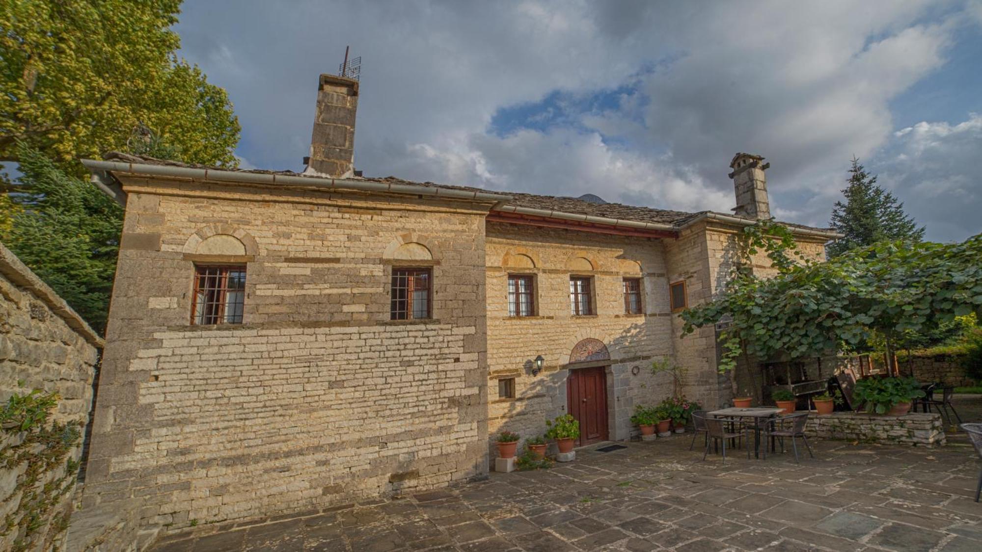 Astraka Guesthouse I Papigko Exteriér fotografie